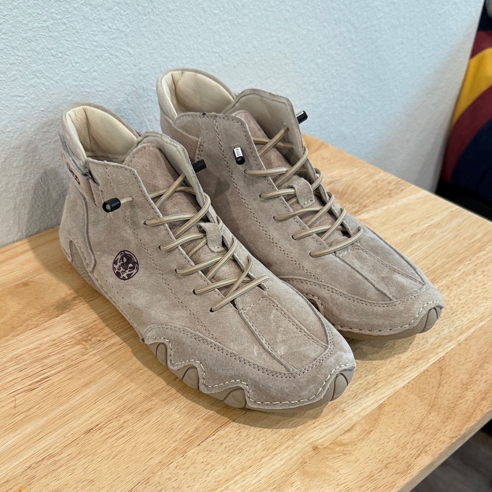 Men's Beige High-Top Sneakers